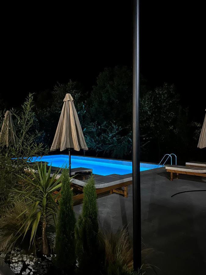 Hotel Restaurant Natyra E Qete Lezhë Exteriér fotografie